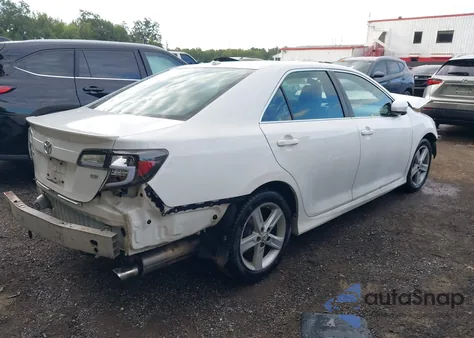 2012 Toyota Camry Se/Le/Xle z USA, uszkodzony, nr VIN 4T1BF1FK8CU113919